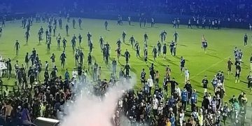 Foto: #tragedikanjuruhan