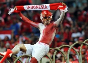 5 Alasan Orang Memilih Nonton Sepak Bola di Stadion