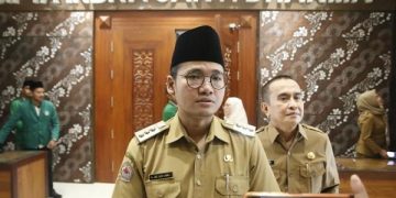 Bupati Bangkalan R. Abdul Latif Amin Imron. Foto: Bacaini/Rusdi