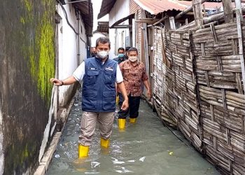 Bakorwil Pastikan Air Banjir di Tulungagung Tercemar Limbah