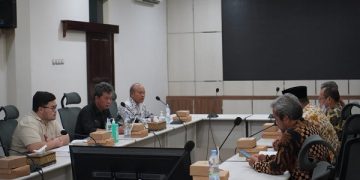 Pertemuan Bupati Kediri dengan perwakilan Balai Besar Penjaminan Mutu Pendidikan (BBPMP) Jatim. Foto: Ist