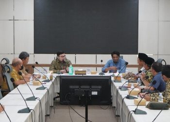 Bupati Kediri Gandeng Kementerian PUPR Bangun Kampung Inggris