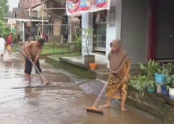 Ratusan Rumah Warga di Jombang Diterjang Banjir