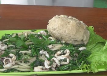 Cobain Pangsit Mie Pakis, Kuliner Anyar di Wonosalam Jombang