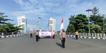 Kegiatan peringatan Hari Pahlawan anggota Satlantas Polres Kediri Kota. Foto: Bacaini