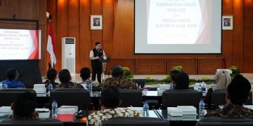 Mas Dhito saat melakukan kegiatan koordinasi pemberantasan korupsi tahun 2022. Foto: Ist