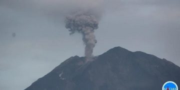 Erupsi Gunung Semeru. Foto: IG @infosemeru_