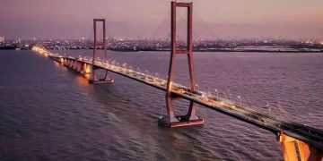 Kemegahan Jembatan Suramadu. Foto: IG @wisata.madura