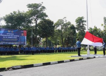 Upacara bendera peringatan HUT Korpri di Balai Kota Kediri. Foto: Ist