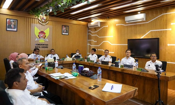 Rapat koordinasi bersama Pemkab Sumedang secara daring. Foto: Ist