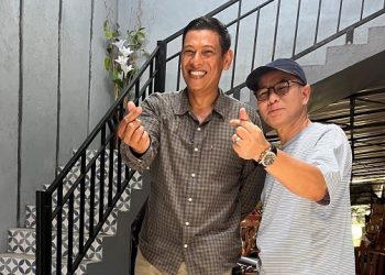 Wignyo Rahadi bersama Wali Kota Kediri, Abdullah Abu Bakar. Foto: Ist