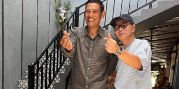 Wignyo Rahadi bersama Wali Kota Kediri, Abdullah Abu Bakar. Foto: Ist