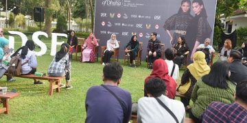 Konferensi pers Dhoho Street Fashion 7th di halaman Balai Kota Kediri. Foto: Ist