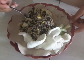 Sensasi Tiwul Goreng Khas Omah Duren Wonosalam