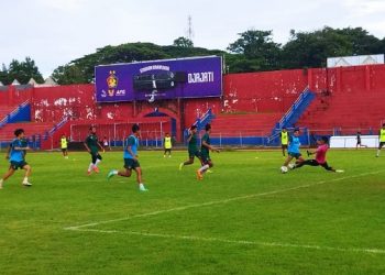 Diisukan Hengkang, Yusuf Meilana Pastikan Bertahan di Persik