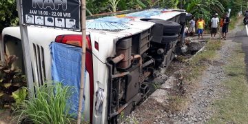 Kondisi Bus Bagong yang mengalami kecelakaan. Foto: Bacaini