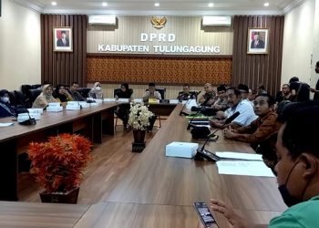 Jalan Rusak Akibat Aktivitas Tambang, Warga Tulungagung Mengadu ke Dewan