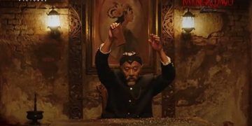 Aksi Sujiwo Tejo sebagai Brotoseno di Film Mangkujiwo 2. Foto: akun IG @kuntilanakfilm