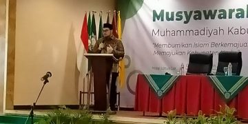 Bupati Kediri, Hanindhito Himawan Pramana saat menghadiri Musda ke-VII Muhammadiyah Kabupaten Kediri. Foto: Ist