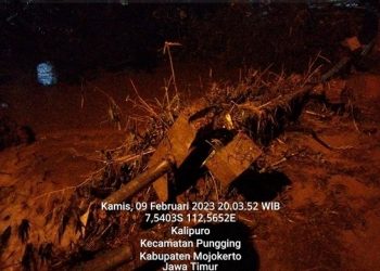 Rumah Warga di Mojokerto Hanyut Disapu Banjir Bandang