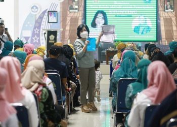 Komitmen Cegah Stunting, Bunda Fey Buka Seminar Tata Kelola MPASI