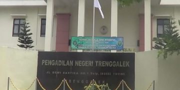 Pengadilan Negeri Trenggalek. Foto: Bacaini/Aby