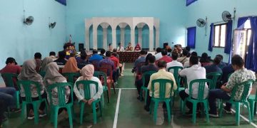 Pertemuan di Balai Desa Tugurejo, Kabupaten Kediri. Foto: Bacaini/AK.Jatmiko