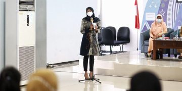 Bunda Fey saat membuka Workshop Pencegahan Perundungan/Bullying dan Anti Kekerasan Terhadap Anak Usia Dini. Foto: Ist