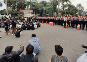 Nekat Datang ke Kediri, Puluhan Bonek Dihalau Polisi