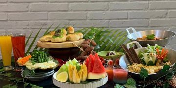 Menu paket Bu Rahmat di Lotus Garden Hotel and Resto. Foto: Ist