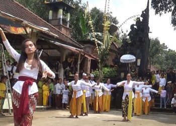 Upacara Melasti di Nganjuk Disambut Antusias Masyarakat