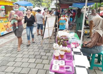 Meriahnya Pasar Takjil Trenggalek