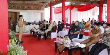 Bupati Arifin di Kampoeng MTS Edukasi Agrowisata. Foto: Ist