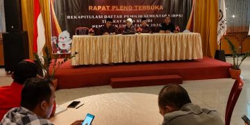 Rapat Pleno Terbuka Rekapitulasi DPS KPU Kota Kediri. Foto: Bacaini/Wahyu