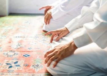 Ketahui Batas Akhir Salat Isya dan Hadisnya