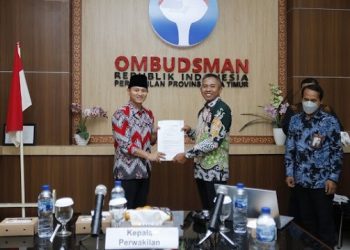 Pemkab Trenggalek Terima Penghargaan Dari Ombudsman RI