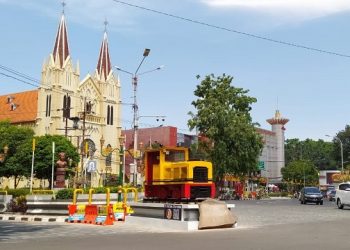 Baru, Replika Kereta Lori Hiasi Kayutangan Heritage