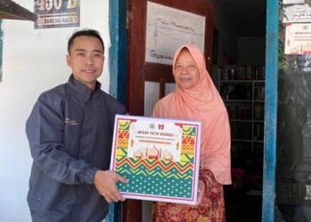 Keluarga MP – GMNI Universitas Negeri Malang Bagikan Sembako dan Biaya Pendidikan