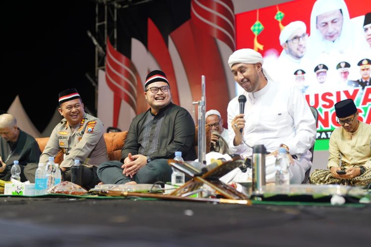 Tausiyah Kebangsaan di Kabupaten Kediri, Ini Pesan Habib Luthfi