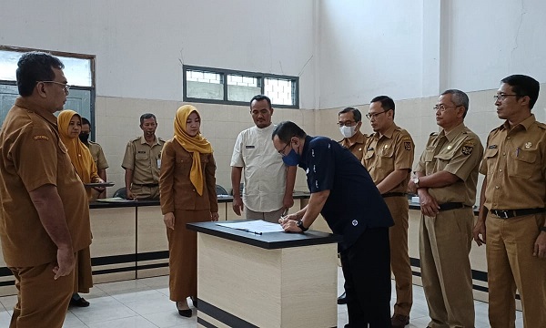 Dispendukcapil dan 7 OPD Tandatangani PKS Pemanfaatan Data