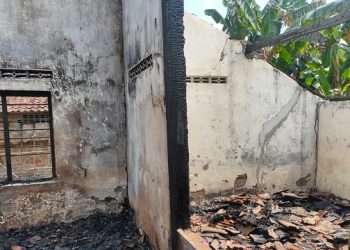 Ditinggal ke Sawah, Rumah Petani di Kediri Kebakaran