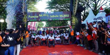 Peserta difabel tuna daksa dalam ajang Kediri Half Marathon 2023. Foto: Ist