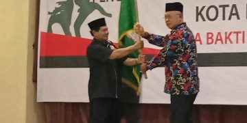 Ketua IPSI Kota Kediri, Siswanto dan Wakil Ketua II IPSI Pengprov Jatim Yoyok Setiawan. Foto: Bacaini