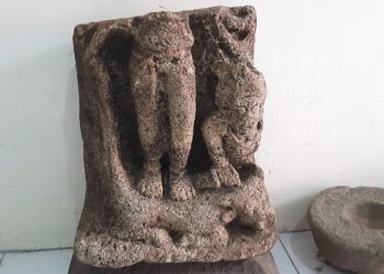Temuan Arca di Pekarangan Rumah Kejutkan Warga Trenggalek