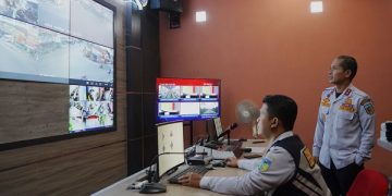 Pemantauan titik rawan macet Dishub Kabupaten Kediri. Foto: Ist