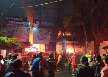 Malang Plaza Habis Terbakar