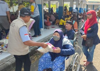 Salurkan Bansos, RSTN Bantu Sejahterakan Disabilitas