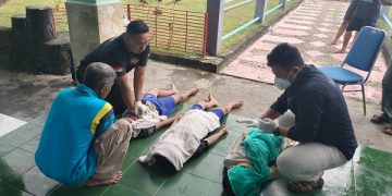 Tiga korban meninggal dunia di kolam renang Tirta Jwalita Trenggalek. Foto: Bacaini/Aby