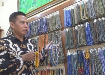 Musim Haji 2023, Tasbih Etnik Warga Jombang Diburu Jemaah Luar Negeri