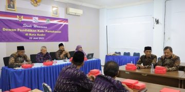 Penerimaan kunjungan kerja dari Kabupaten Pamekasan di Ruang Rapat Kartini Dinas Pendidikan Kota Kediri. Foto: Ist